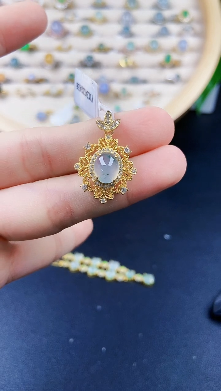 【闪购商品】翡翠颈饰银S925镶嵌24242422