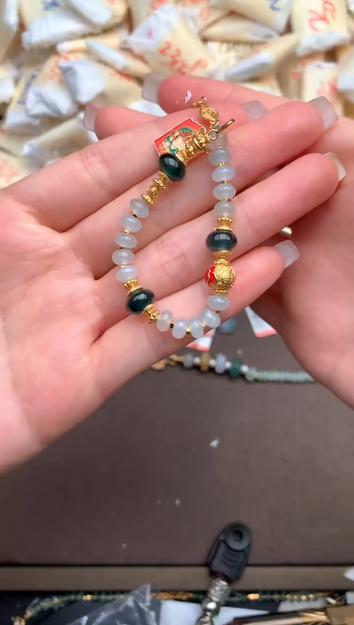 【闪购商品】翡翠手链未镶嵌 — 