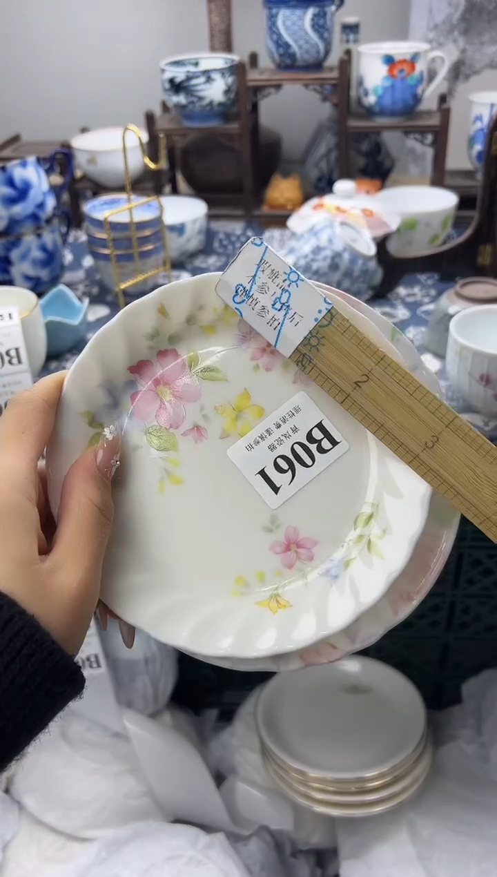 瓷片爱**来  B061