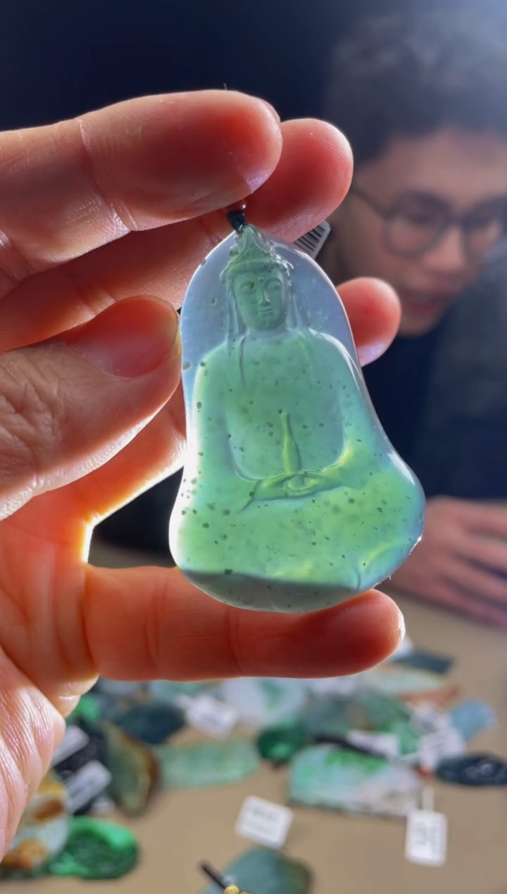 【闪购商品】定制翡翠未镶嵌      1942