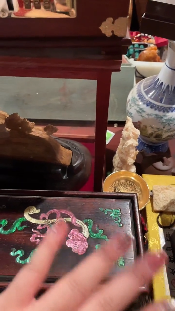 一一一一一一红黄川+绿一点