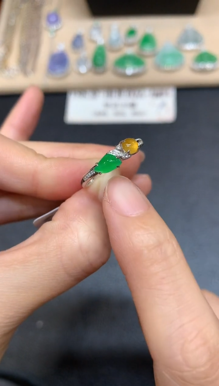 翡翠戒指18K金镶嵌【24小时鉴赏期