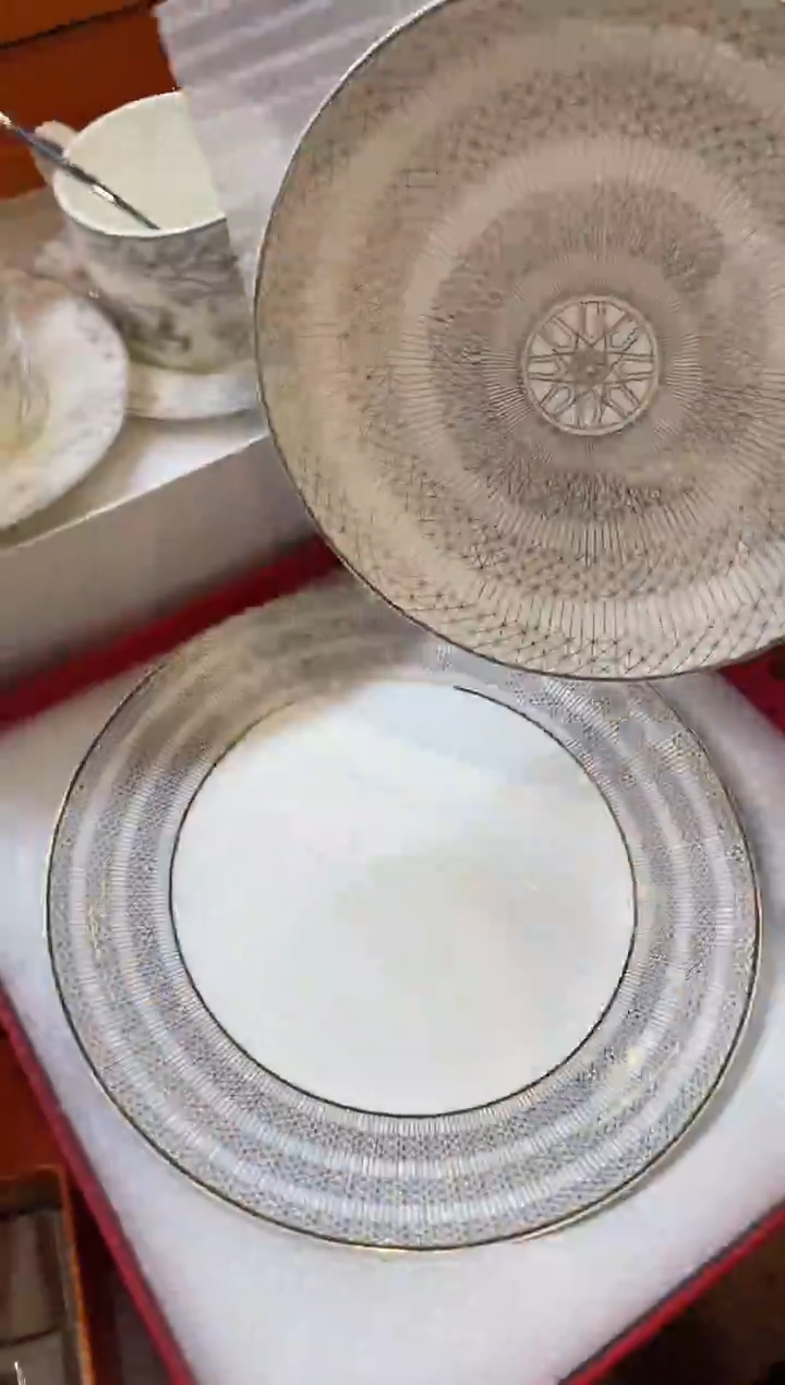 杯鸿辉家品牌瓷器，京东包邮！