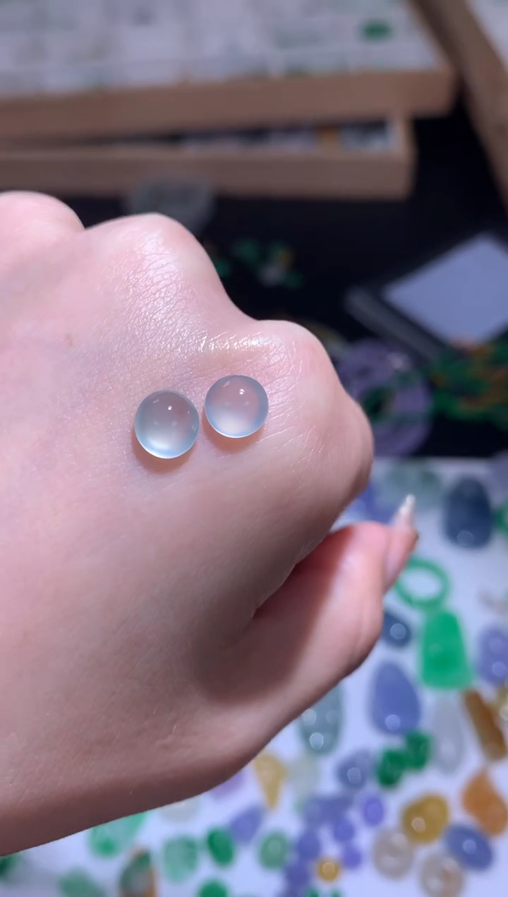 未镶嵌定制翡翠一对蛋面