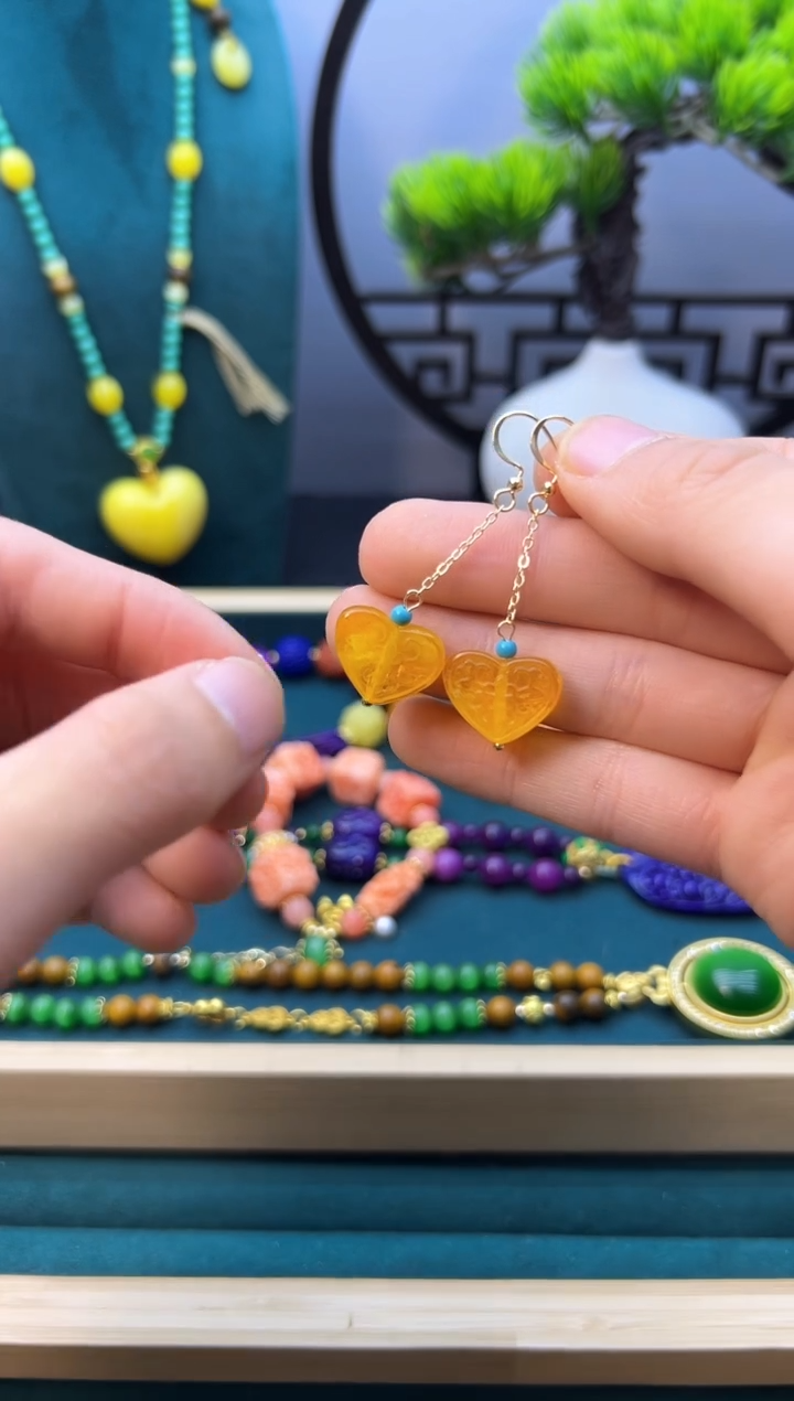 【闪购商品】蜜蜡耳饰14K金镶嵌E209            