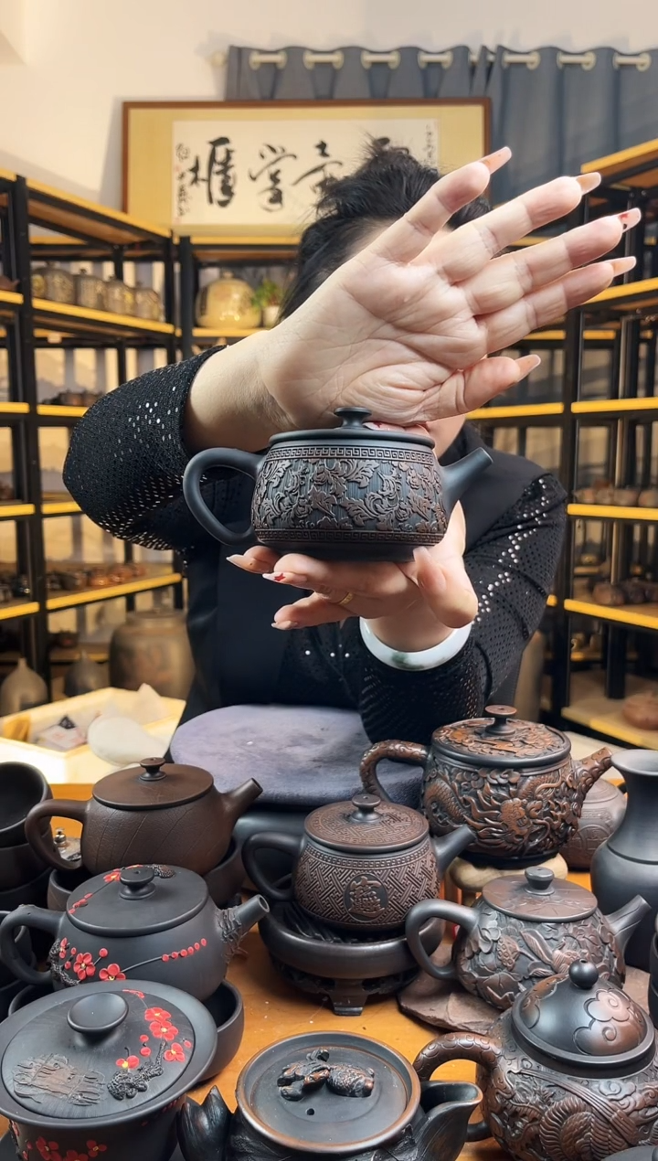 【闪购商品】壶网孔 满雕 花 大口汉瓦  