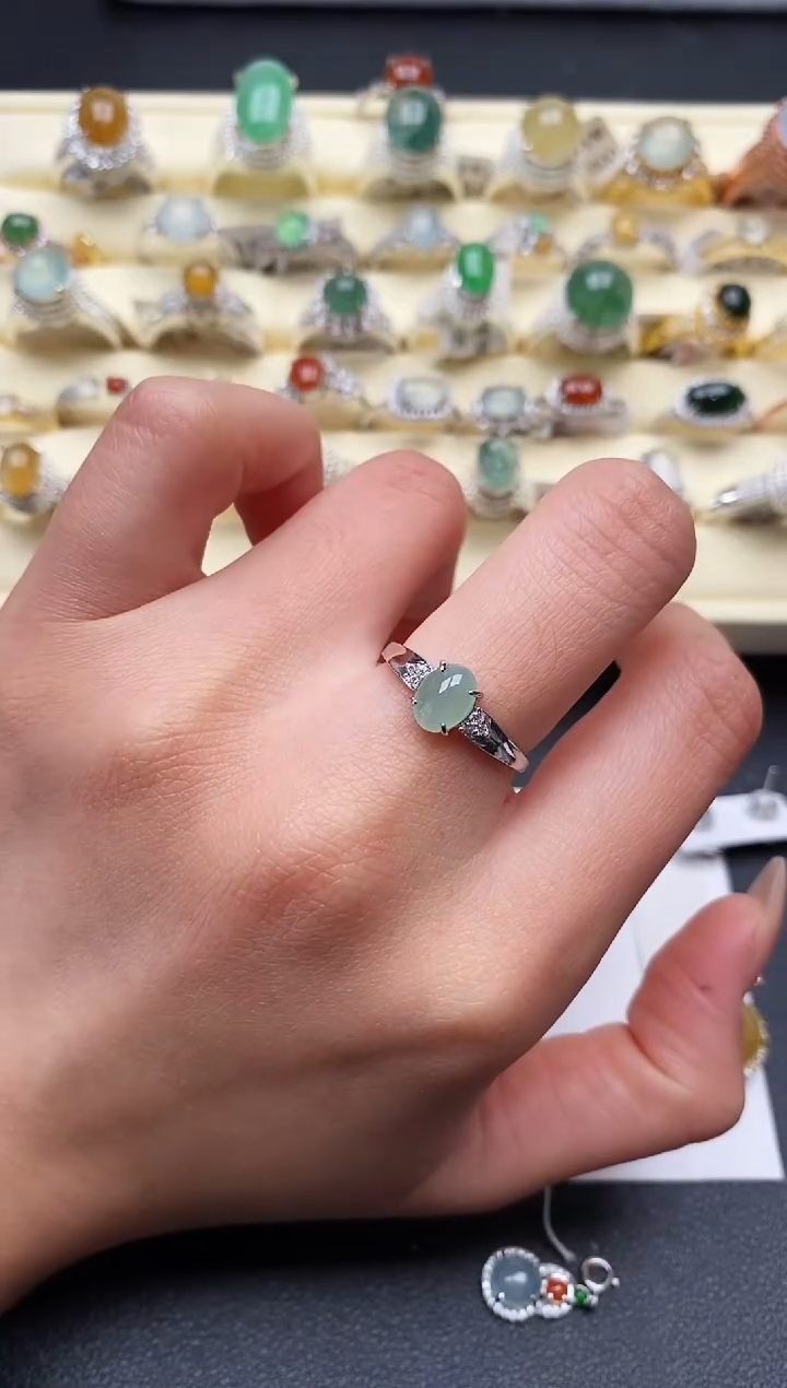 【闪购商品】翡翠戒指银S925镶嵌3333333+2