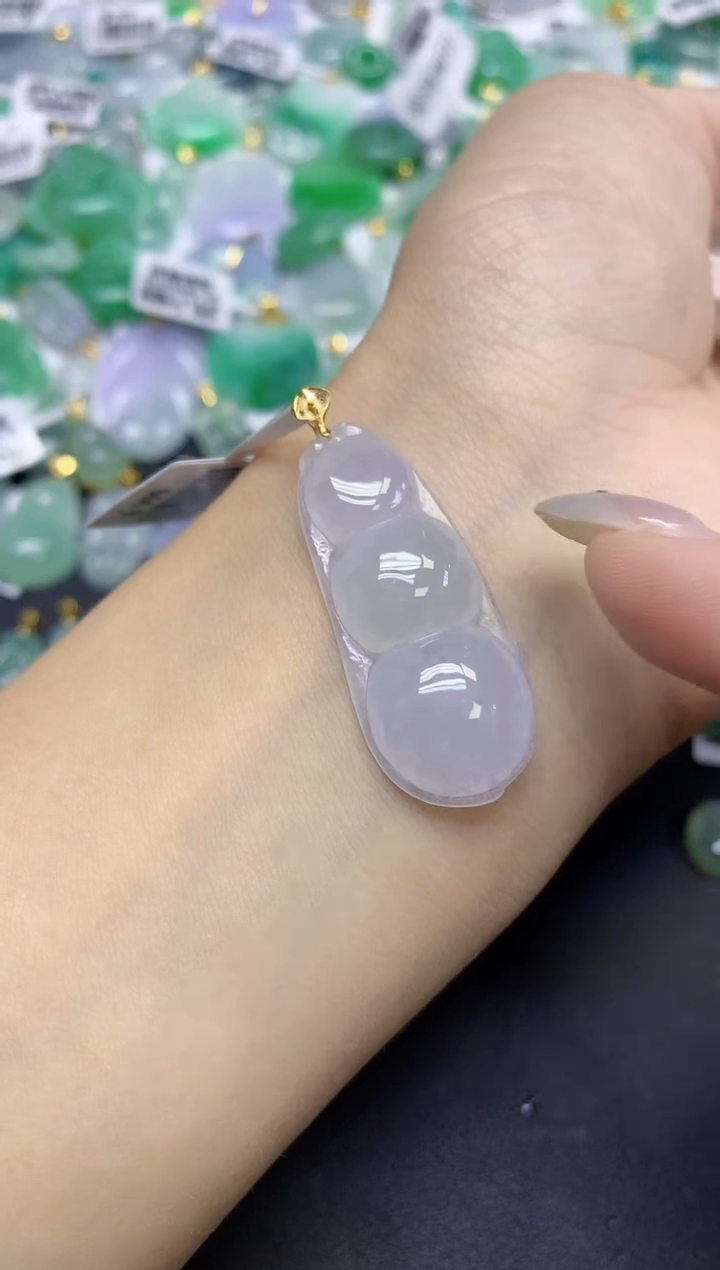 颈饰18K金镶嵌翡翠天然缅甸翡翠A货多样性发一件