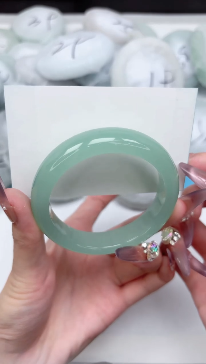 石英质玉手镯未镶嵌15-57