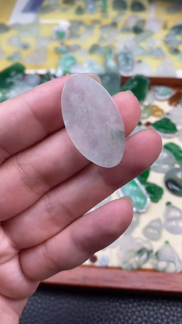 【闪购商品】翡翠挂件未镶嵌无事牌