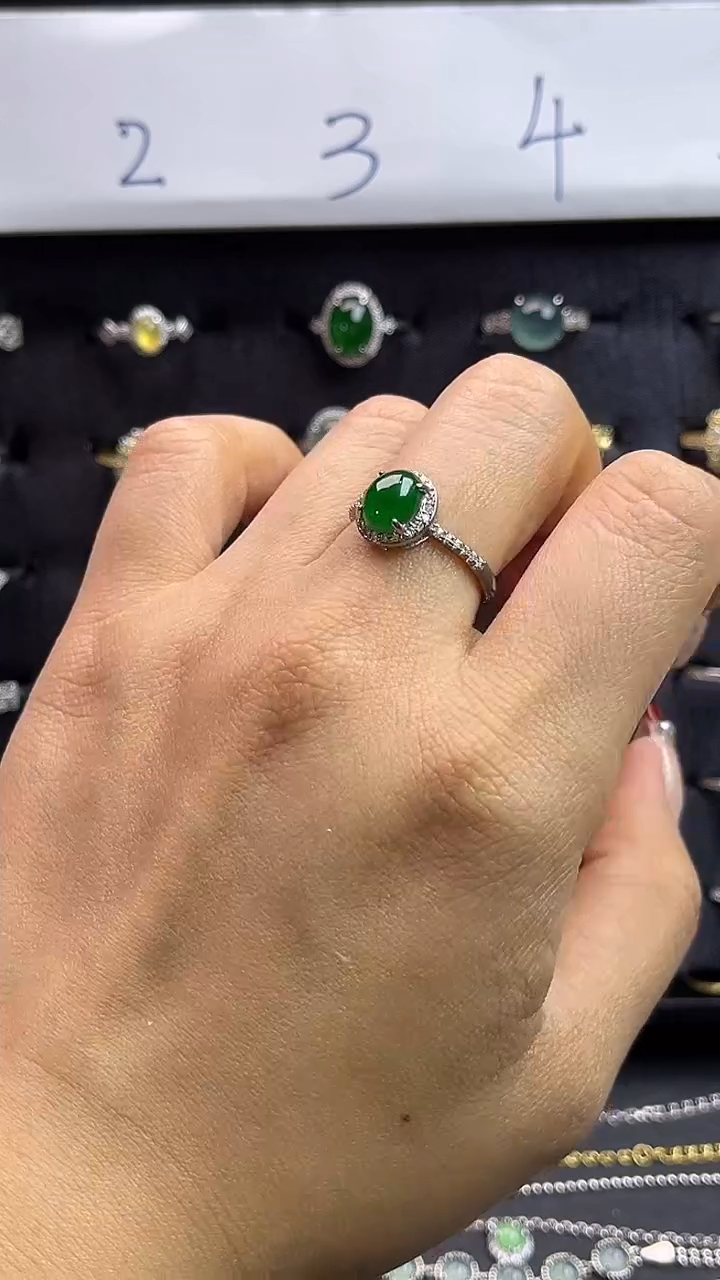 【闪购商品】翡翠戒指未镶嵌女款