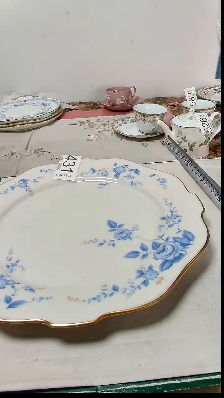 瓷片某*李小淼海外陶瓷工艺品