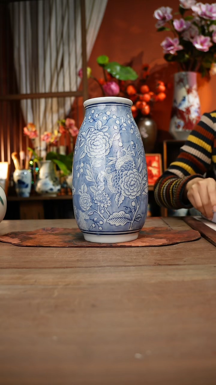 当代高温釉下彩手绘陶瓷餐具