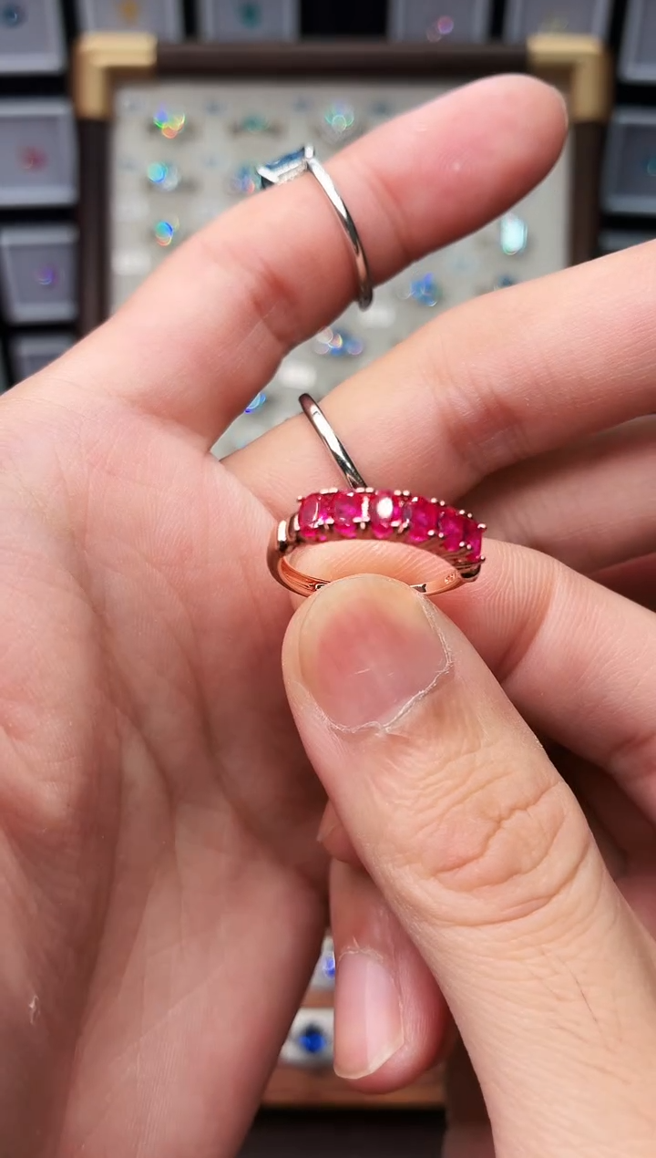 银S925镶嵌戒指红宝石1888