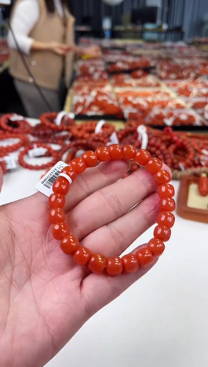 【闪购商品】南红玛瑙滴水洞老型手串9+未镶嵌一个/条