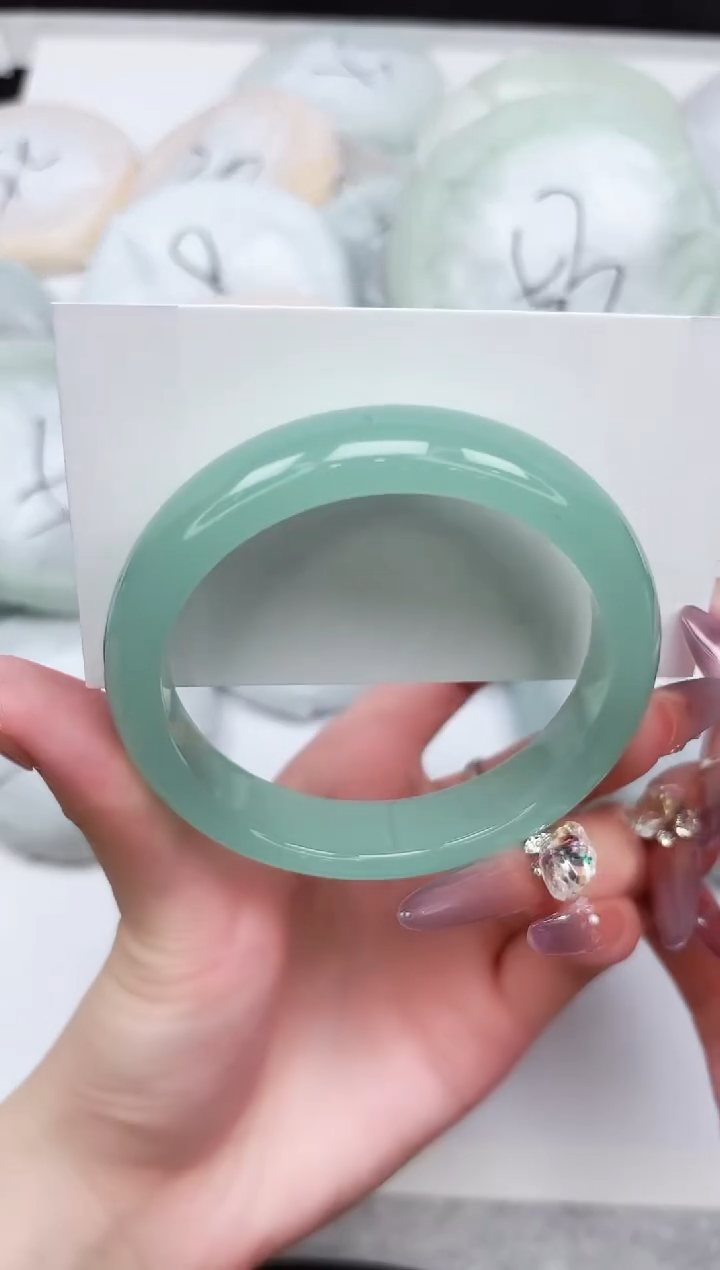 石英质玉手镯未镶嵌102-58.4