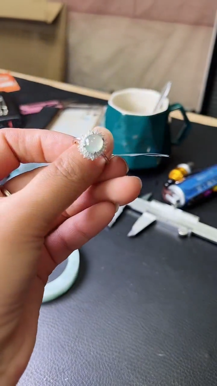 未镶嵌戒指翡翠克*玛戒指