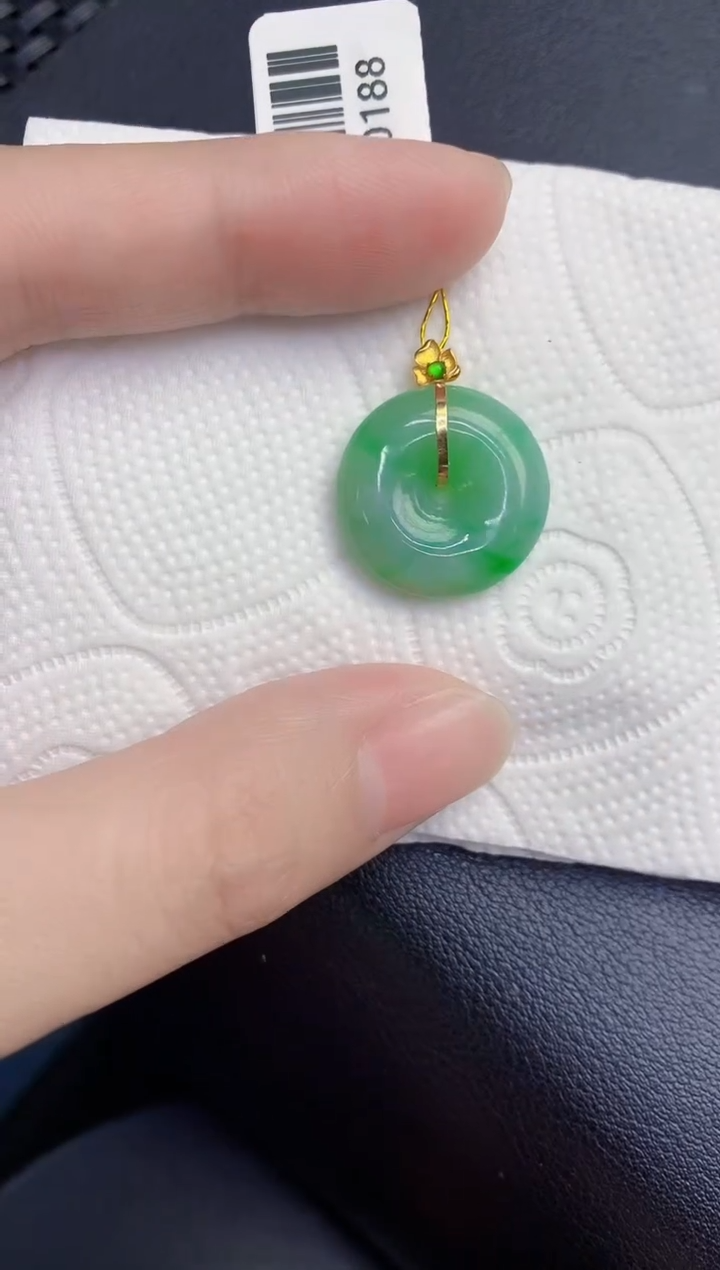 颈饰18K金镶嵌翡翠天然翡翠缅甸A货