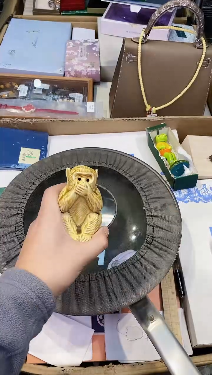 【闪购商品】瓷片32cm纯钛不粘大炒 锅