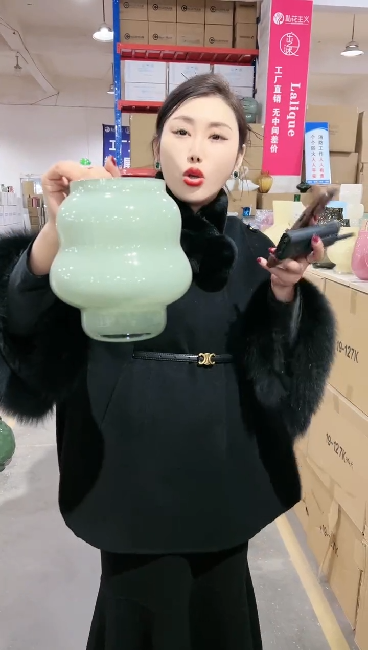 【闪购商品】玻璃私花贸易祁琪-微瑕--I0NTI