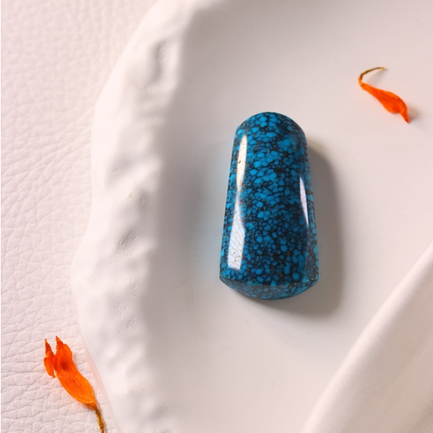 原矿绿松石精品乌兰花平安无事牌，网花细腻均匀，佩戴佳品