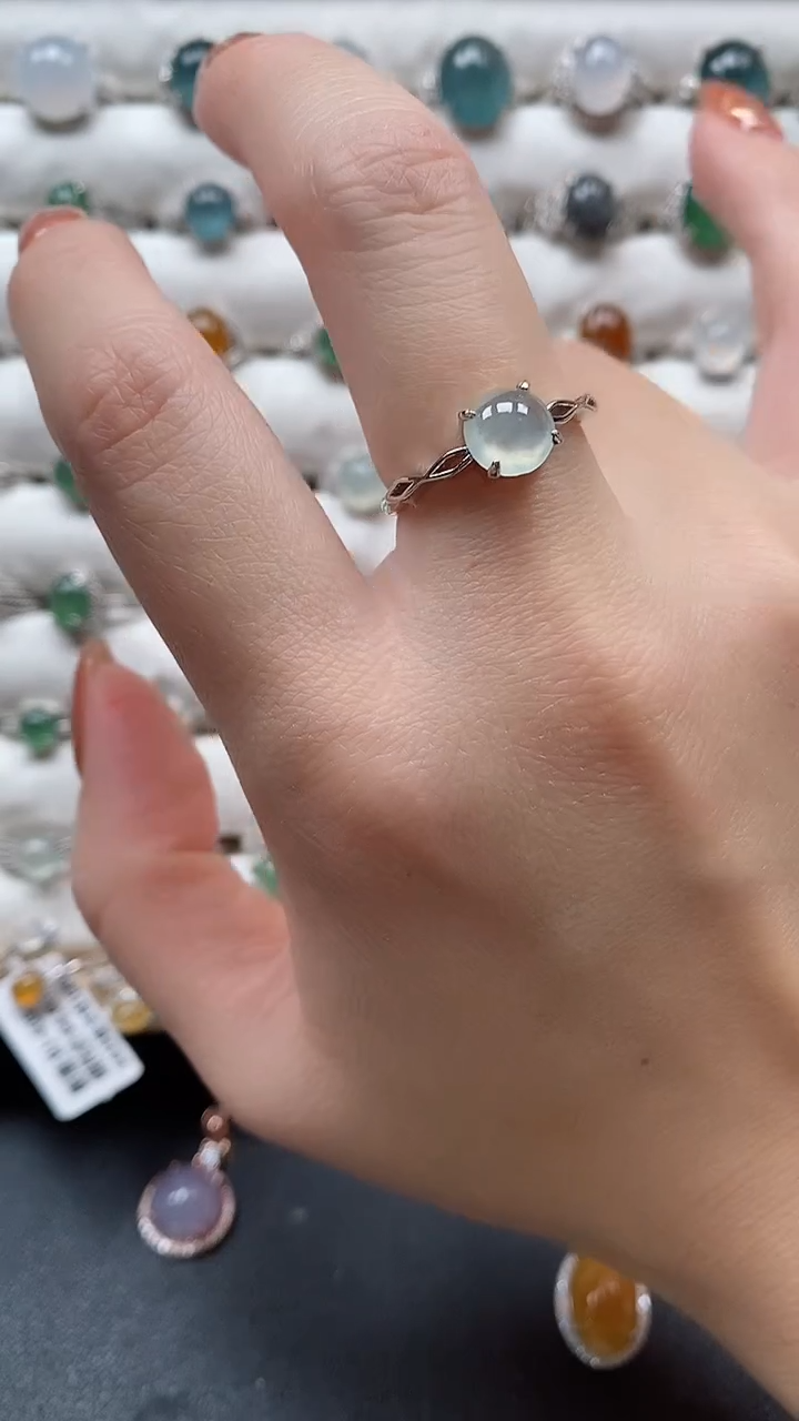 【闪购商品】翡翠戒指银S925镶嵌一物一证一礼盒