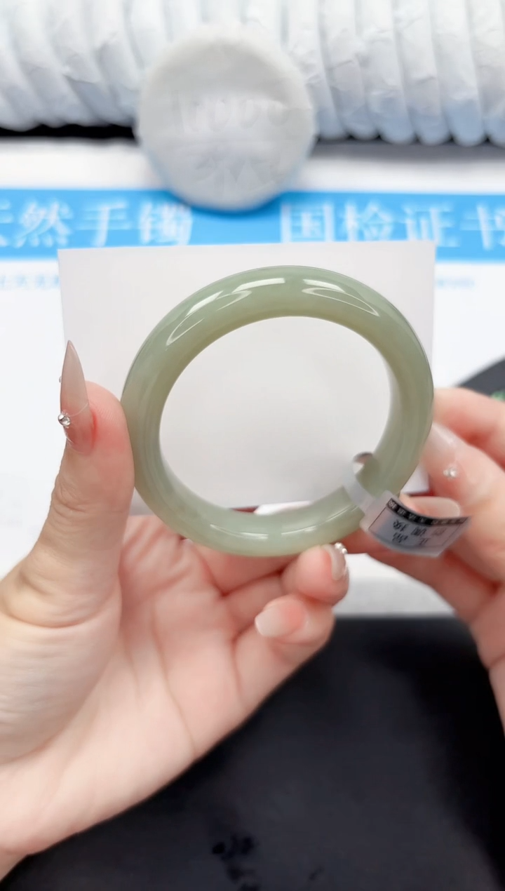 手镯和田玉未镶嵌39-58.2QS4