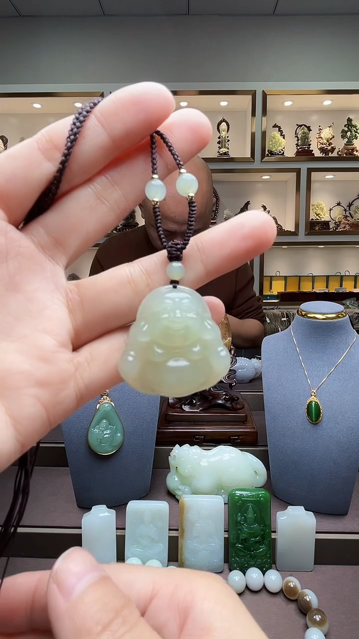 【闪购商品】和田玉颈饰未镶嵌苏