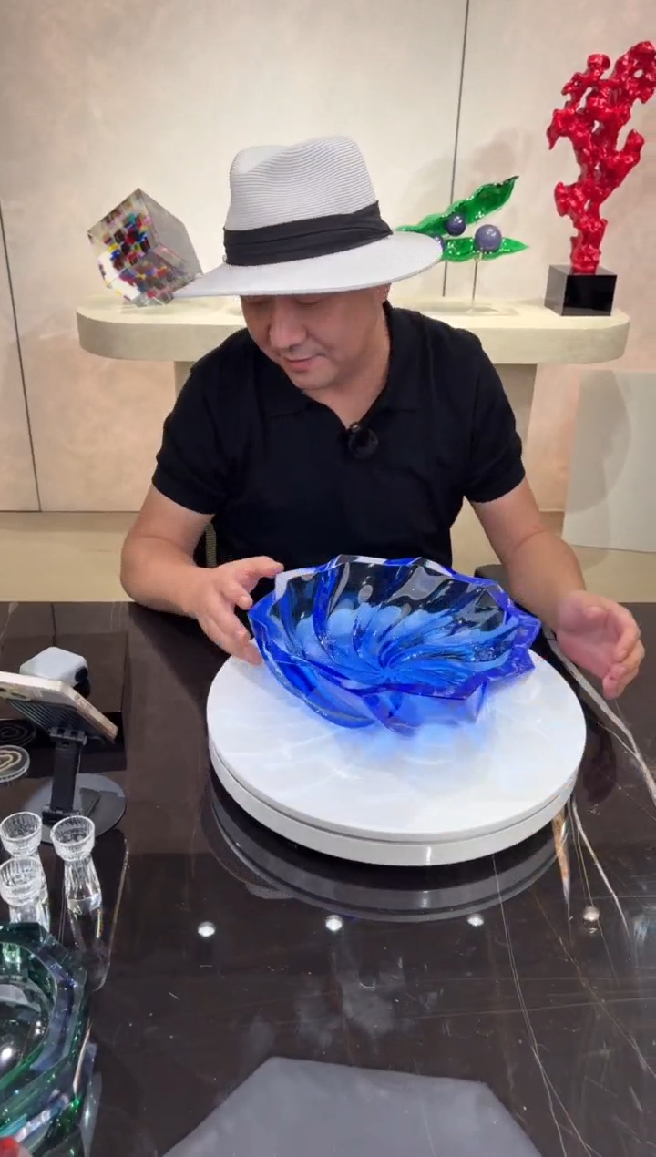 摆件宝石蓝漩涡之心琉璃果盘