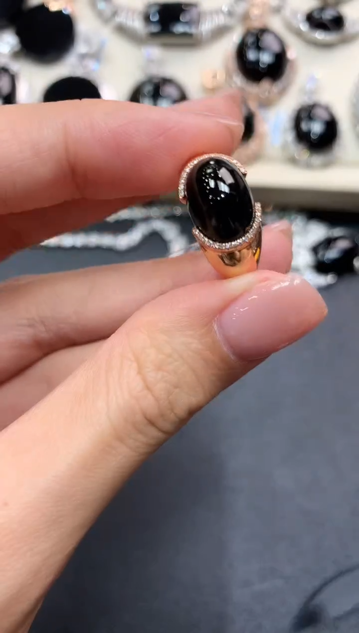 【闪购商品】翡翠戒指18K金镶嵌q143无鉴赏