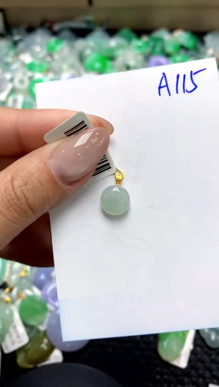 【闪购商品】翡翠颈饰18K金镶嵌111111111