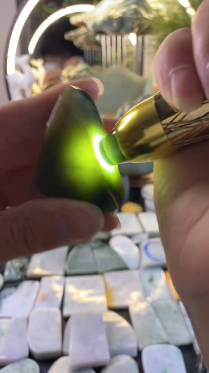 未镶嵌挂件翡翠天然缅货翡翠毛料