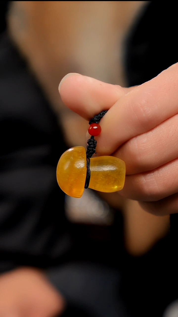 水晶摆件未镶嵌天然拉丝黄萤石蘑菇吊坠