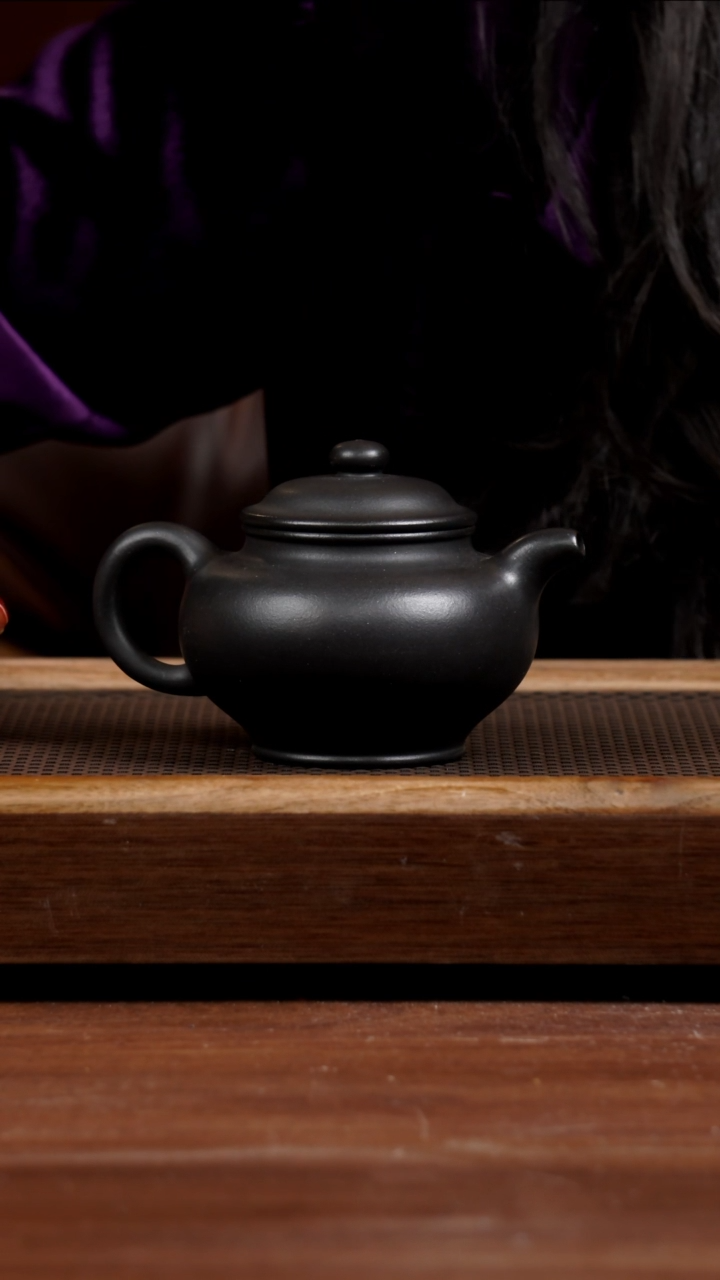 【闪购商品】紫砂茶壶红皮龙焐灰掇只300CC