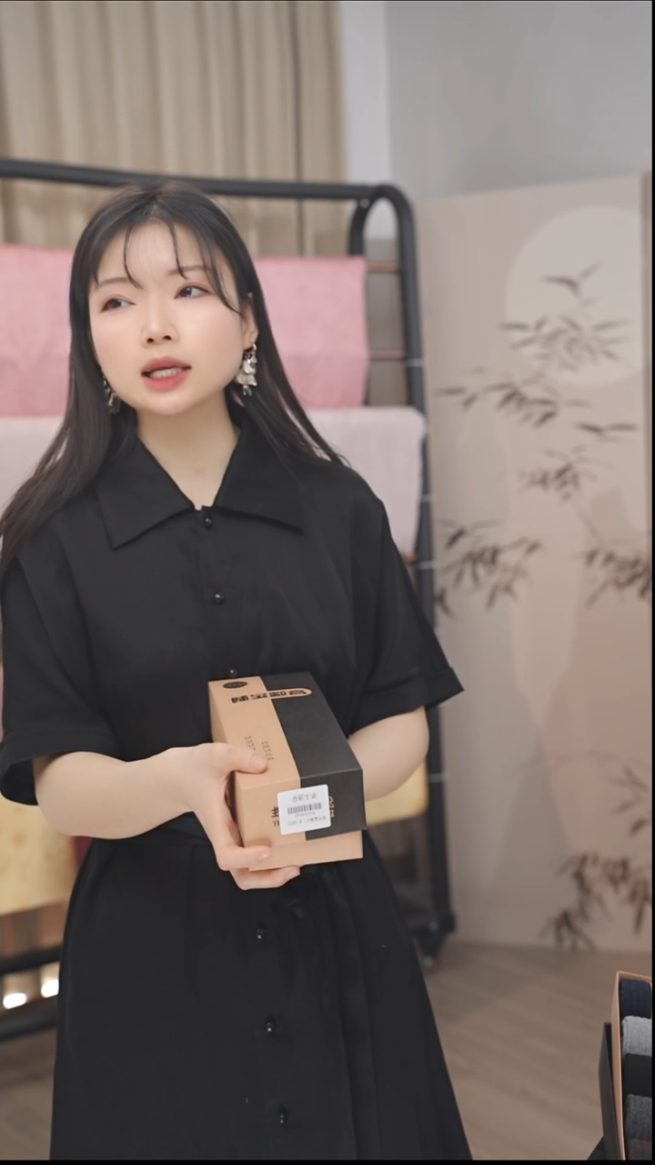 精纺加厚羊绒袜五盒装