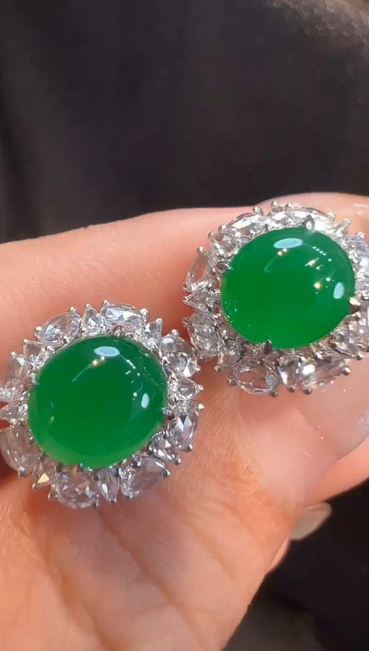 18K金镶嵌翡翠耳饰AL6耳包