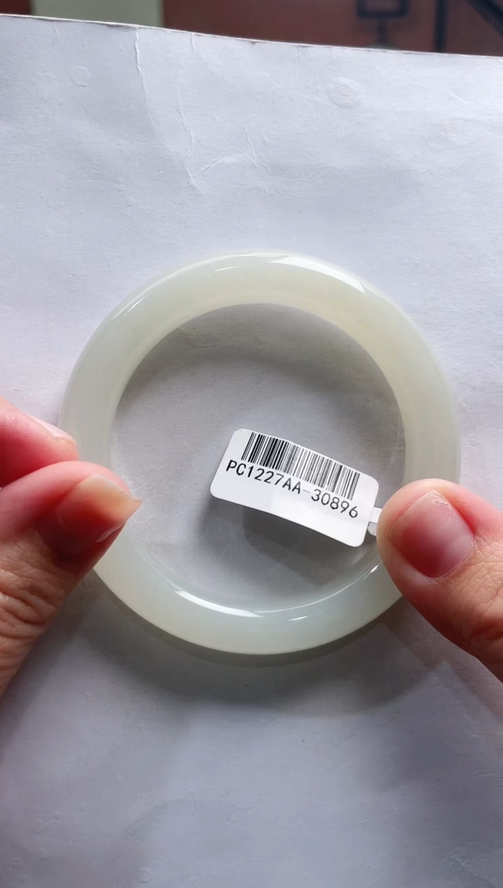 【闪购商品】和田玉手镯未镶嵌57圈口