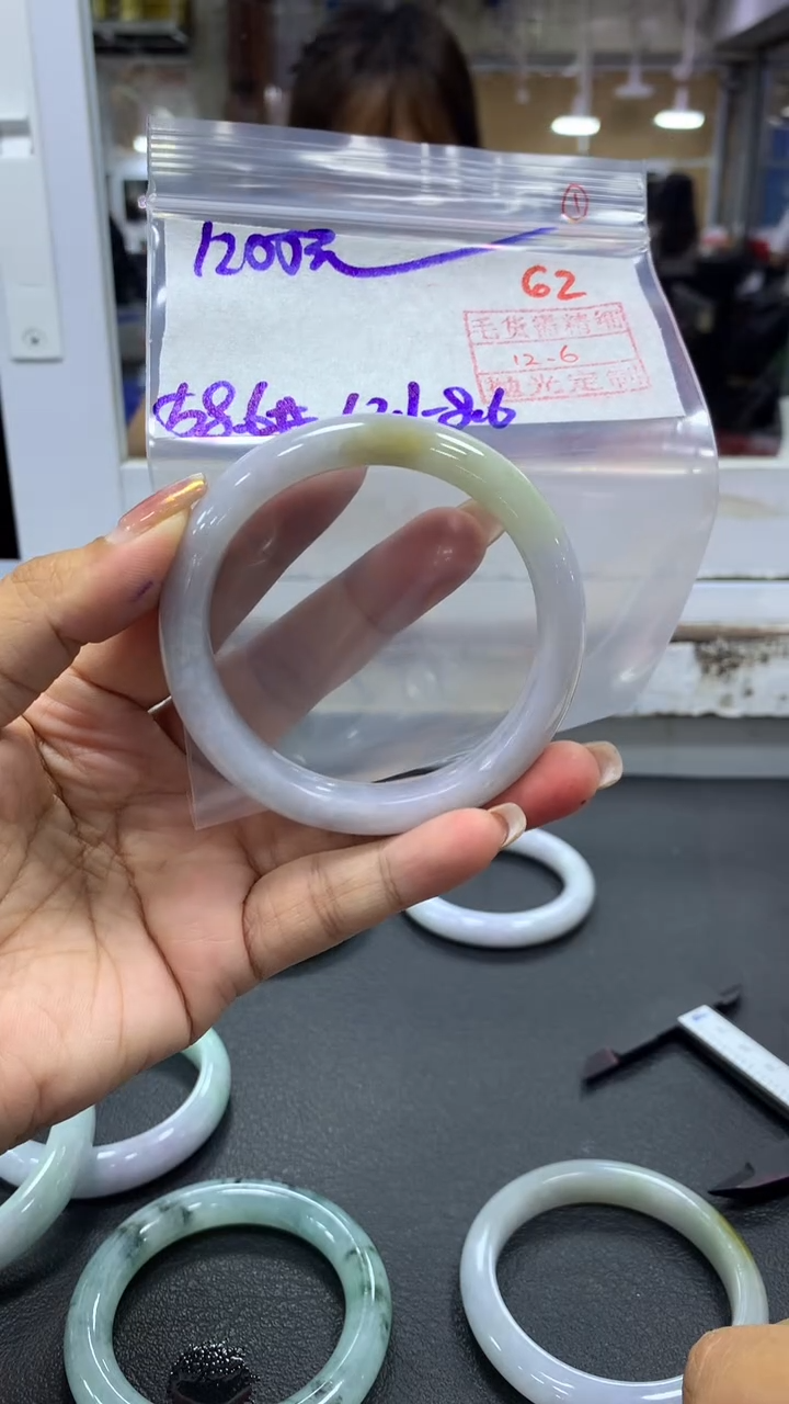 未镶嵌定制翡翠毛货需精细抛光+拍一发一+62