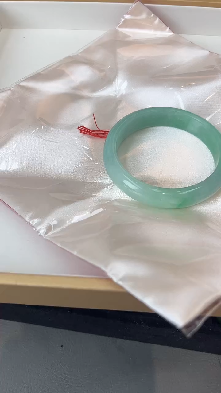 【闪购商品】砖雕h42 圈口58..8 独货手镯