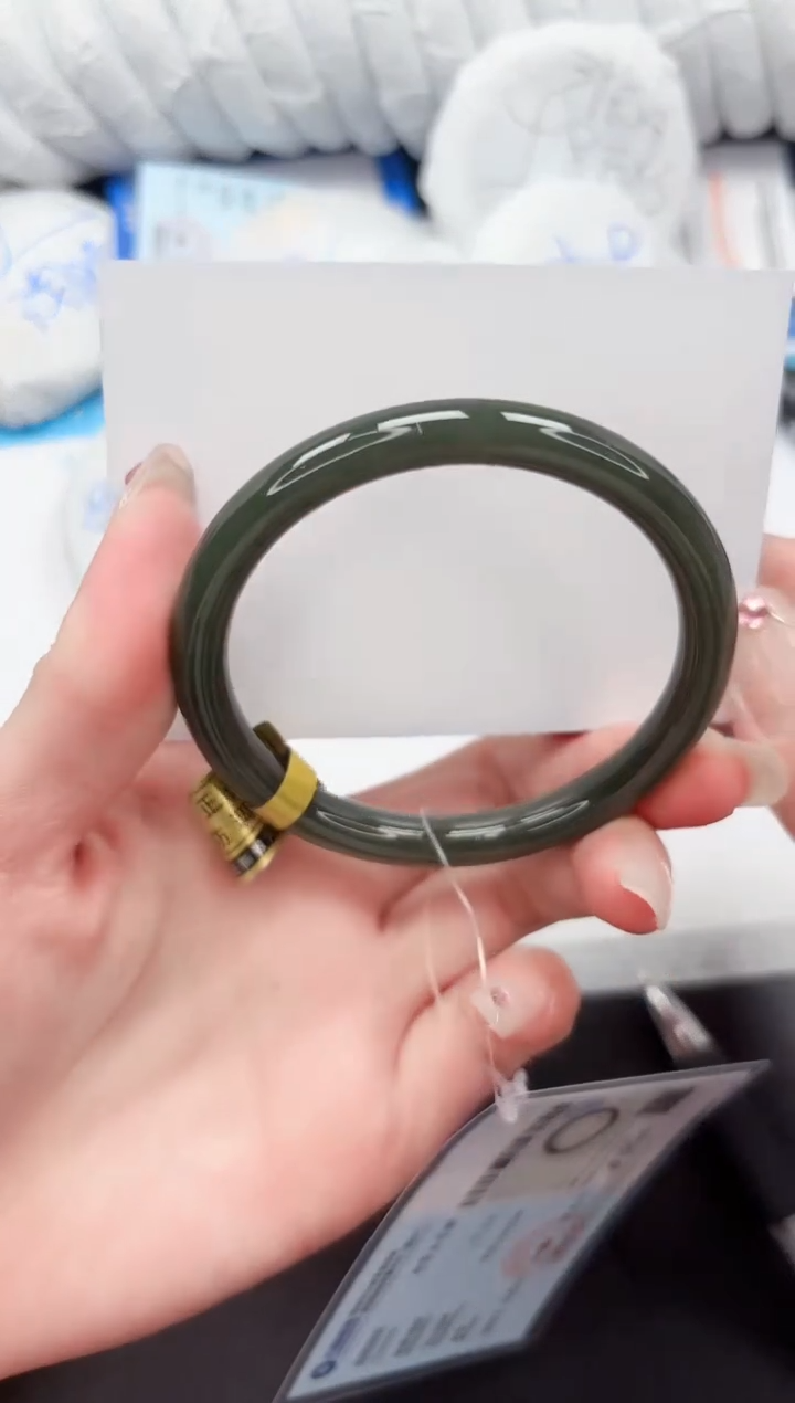 和田玉手镯未镶嵌132-59.1XB