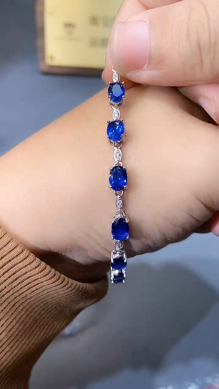 【闪购商品】蓝宝石手链银S925镶嵌354