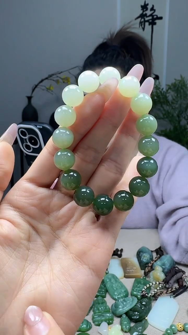 未镶嵌和田玉挂件12