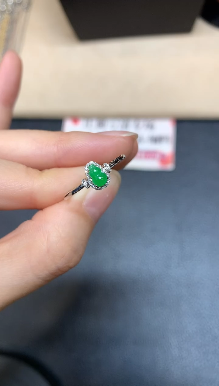 【闪购商品】翡翠戒指18K金镶嵌【无鉴赏期