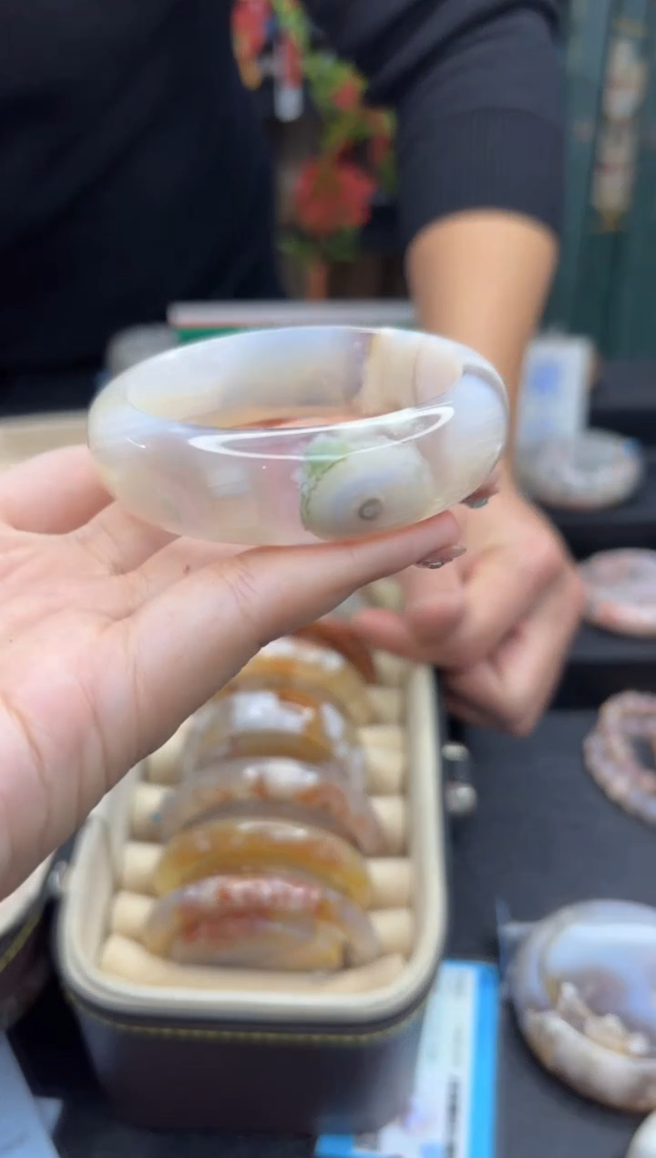 【闪购商品】石英质玉手镯未镶嵌542（55圈）