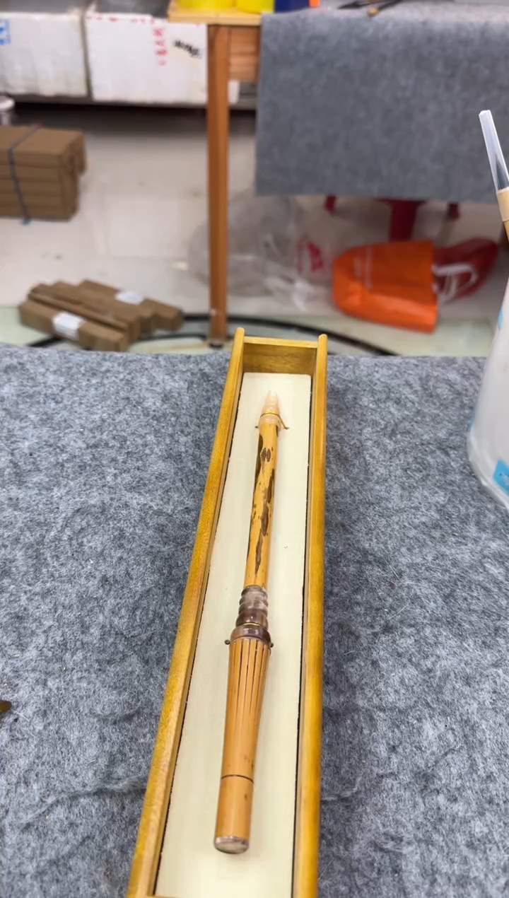 徐国亮毛笔大师制造