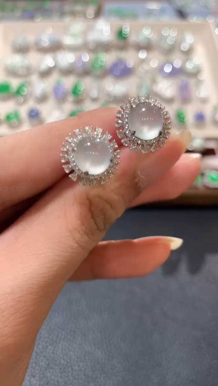 18K金镶嵌翡翠耳饰z181  