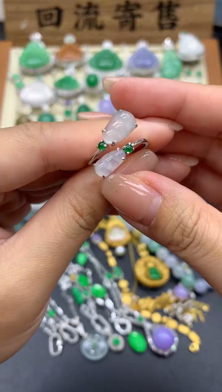 【闪购商品】翡翠戒指18K金镶嵌134-中国好珍宝