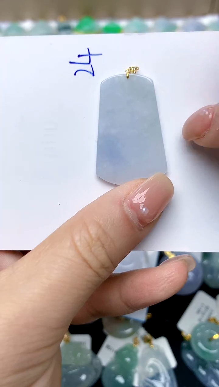 【闪购商品】翡翠颈饰18K金镶嵌24天然A货翡翠