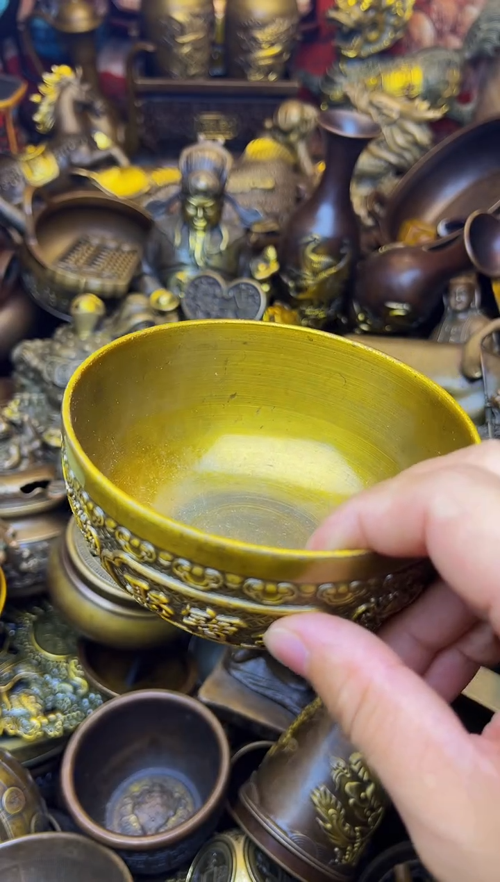 精美铜器，点击下单