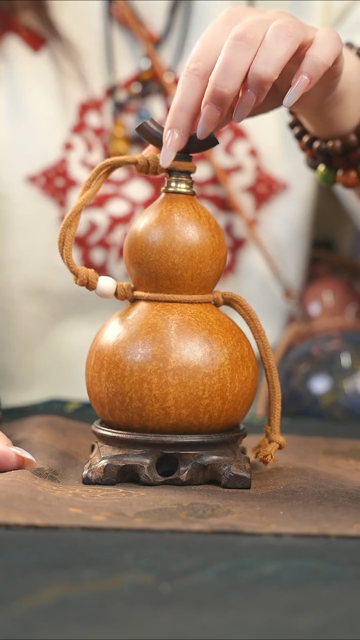 【闪购商品】RB120大漆酒葫芦不包手串及旋转底座